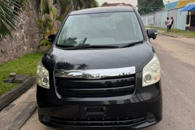 automobile_motos_velos_engins_et_pieces Christian Csk  