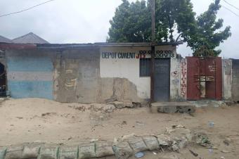 PARCELLE LOCATIVE  VENDRE SITU  PASCAL  COMMUNE DE KIMBANSEKE 