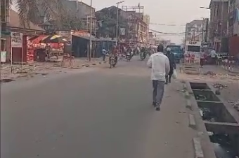 Immeuble R4  Kasavubu sur macadam 550.000