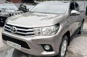Toyota Hilux l Prix  34.000  us  discuter   Anne de fabrication  2019  Moteur Diesel 4 cylindres  Bote de vitesse manuelle 4x4  Climatise  kilomtrage   31.000 