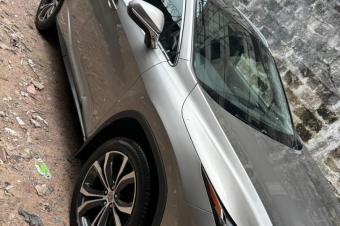 Lexus Rx450h  Volant droit  Toit panoramique Full option  Intrieur cuir  Camra de recule  25.000  discuter  Localisation limete