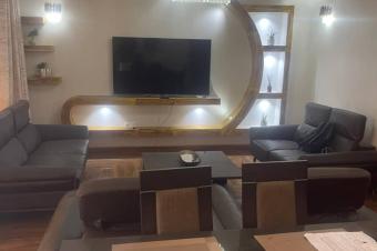 5 GRANDS APPARTEMENTS DE 3 CHAMBRES 3 SALLES DE BAIN  NGALIEMAMACAMPAGNE CENTRE SUPRIEUR MILITAIRE  LUFUNGULA PRS DU MACADAM.  GRAND PARKING  