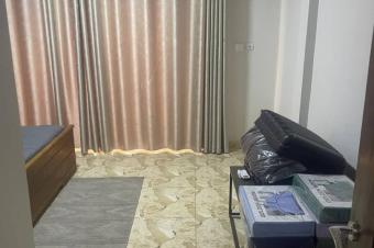 5 GRANDS APPARTEMENTS DE 3 CHAMBRES 3 SALLES DE BAIN  NGALIEMAMACAMPAGNE CENTRE SUPRIEUR MILITAIRE  LUFUNGULA PRS DU MACADAM.  GRAND PARKING  