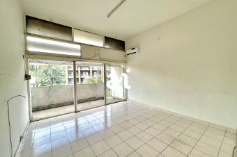 VENTE APPARTEMENT DE 2 CHAMBRES A GOMBE
