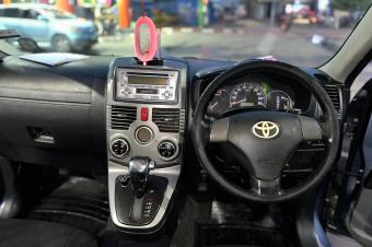 TOYOTA RUSH COULEUR DORIGINE AVEC TRACTION  ANNE 2014  PLAQUE BV CLIMATISATION IMPECCABLE  LOCALISATION YOLO MDICAL  VHICULE EN TRS BONNE TAT  PRIX 6500 SUKA  CAR NANGA 