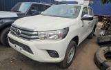 *TOYOTA ILLUX SANS PLAQUE 2025*  PRIX : 49.000$ LISOLO MUKIE KK  *MANUELS DIESELS, 00.0 KILOMÈTRES, CLIMATISATION IMPECCABLES, 4*4, LOCALISATION?*