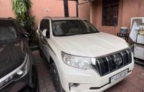 ?Toyota land cruiser Prado TX.L ?Année 2022 Authentique Volant à gauche Essence Automatique 4 cylindre Couleur d’origine Caméra de recule 7 place Intérieur en cuir Kilomét mediacongo