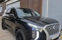 ?Hyundai Palisade ?Annee : 2022 ?Full option  ?Automatique Steptronique ?Essence 6 cylindre ?Demarrage bouton ?Interior Cuire ?Siege electrique (2 côte) ?4 x 4 ?28.500 km mediacongo