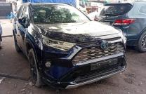 Toyota rav4 sans plaque 2021 volant gauche prix 25.000$ à discuté légèrement  Localisation appel ? mediacongo