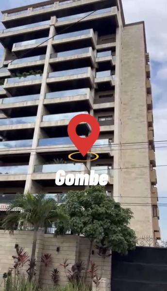 Appartement de trs haut standing Gombe  vendre  Situ dans une rsidence scurise et discrte cet appartement offre des prestations premium idal pour investisseurs amb