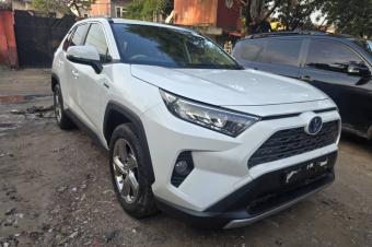 Rav4 hydrid sans plaque volant droite anne 2020 kilomtre faible ici  22000  discute lgrement offres direct avec le propritaire la localisation bandal