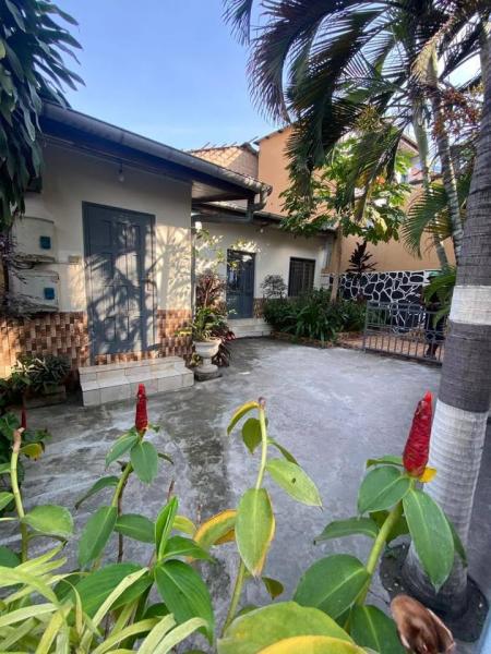 Parcelle  Ngaliema 12 sur 50m 300.000