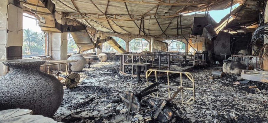 Inde : au moins 25 morts dans l’incendie de deux bâtiments à Calcutta, selon les autorités