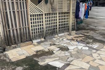 MAGNIFIQUE PARCELLE  VENDRE  KINTAMBO MAGASIN VERS LAVENUE OUA