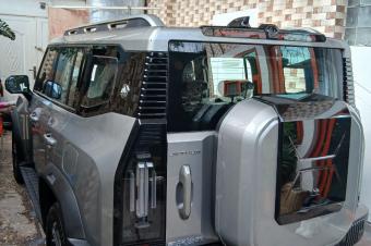 JETOUR T2 SANS PLAQUE 2025  PRIX  55.000 LISOLO MUKIE KK  AUTOMATIQUE ESSENCES 00.0 KILOMTRES CLIMATISATION IMPECCABLES FULLS OPTIONS PANORAMIQUE AVEC CAMRA 360 LOCALISA