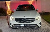 *MERCEDES-BENZ GLC200  PLAQUE AN10, 2022*  PRIX : 30.000$ LISOLO MUKIE KK.   *AUTOMATIQUE ESSENCES, KILOMÉTRAGE TRÈS FAIBLES, CLIMATISATION IMPECCABLES, FULLS OPTIONS, LOCALISATION mediacongo