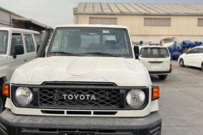 automobile_motos_velos_engins_et_pieces Christian Csk  