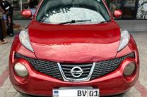 ? *NISSAN JUKE*  PLAQUE RÉCENTE COULEUR D’ORIGINE PARTOUT AUTOMATIQUE  ESSENCE  4CYLINDRES  CAMÉRA DE RECULE COMMANDE AUX VOLANTS  RADIO TACTILE ET ANDROÏDE  FAIBLE KILOMÉTRAGE    automobile_motos_velos_engins_et_pieces