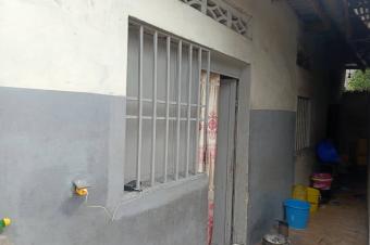  Parcelle avec 3 maisons locatives  vendre  Camp PM Nsele