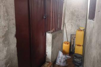  Parcelle avec 3 maisons locatives  vendre  Camp PM Nsele
