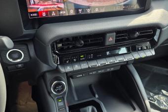Arrivage Toyota Prado Adventure Brand New Couleur  NoireNoire Annee 2025 Automatique Steptronique Essence 4 cylindre 2.4 twin turbo Demarrage bouton C