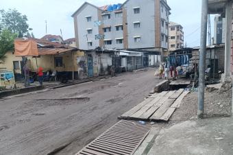 GS13IMMO S.A.R.L met  votre disposition la vente de cette trs grande parcelle CLingwala sur Itaga. Accessibilit 55. Dimension 2131M. Prix 900.000  discuter.  vous.