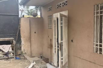 Parcelle avec locataires  vendre  Barumbu  500 de revenu mensuel