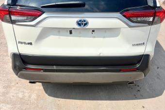 Rav4 hybrid 2020 Plaque rcente AN10 Volant droit  Intrieur cuir  Camra de recule  19.000  discuter  Localisation appel