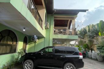 Grande Parcelle Rsidentielle  Vendre  Limete 1re Rue Funa  875 m avec Revenu Locatif de 3.500   Mois
