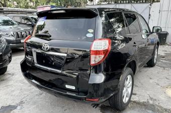 Toyota vanguard 3 banquette 2015 sans plaque essence automatique 4cylinder kilomtrage 6400 camera de recul Prix 13000 a discuter