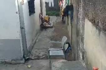 Parcelle avec 2 portes  vendre  Ndjili Quartier 9 Arrt la Police