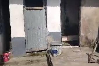 Parcelle avec 2 portes  vendre  Ndjili Quartier 9 Arrt la Police