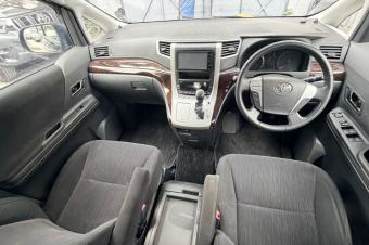 Toyota vellfire 2016 sans plaque essence automatique 4cylinder kilomtrage 8700 camera de recul Prix 12500 a discuter