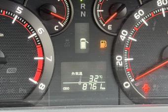 Toyota vellfire 2016 sans plaque essence automatique 4cylinder kilomtrage 8700 camera de recul Prix 12500 a discuter