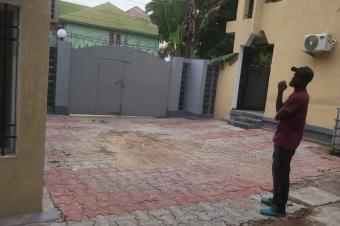 GB JEWELS  2 DUPLEX EN LOCATION DANS UNE  PARCELLE PRS DE LA GOMBE  RFRENCE  JEWELS SCHOOL