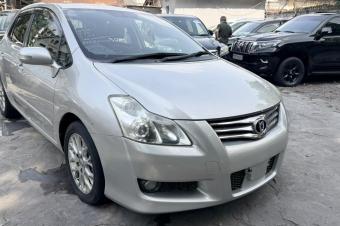 Toyota blade 2012 essence automatique 4cylinder kilomtrage 5800  camera de recul Prix 6900 a discuter