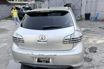 Toyota blade 2012 essence automatique 4cylinder kilomtrage 5800  camera de recul Prix 6900 a discuter