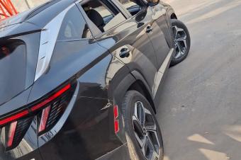 HYUNDAI TUCSON PLAQUE BQ 2023  PRIX 16.500 AZUI SUKA SUKA SVP  AUTOMATIQUE ESSENCES KILOMTRAGE TRS FAIBLES CLIMATISATION IMPECCABLES FULLS OPTIONS LOCALISATION GB