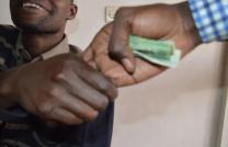 Malheur à ceux qui appellent le mal bien et le bien mal, qui mettent les ténèbres pour la lumière, et la lumière pour les ténèbres. Ésaïe 5. 20 mediacongo