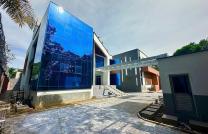EN LOCATION : VILLA D’EXCEPTION À GOMBE (KINSHASA) Avenue Roi Baudouin | Emplacement stratégique Située dans le prestigieux quartier de la Gombe mediacongo