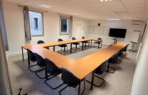 Services groupés à la demande pour ATELIERS, Réunions professionnelles et conférence mediacongo