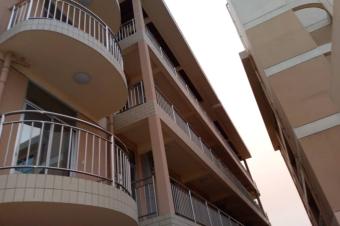 SIGE SOCIAL  LOUER  NGALIEMA JOLIE PARC SUR DES CURIES PRS DE KINTAMBO MAGASIN   Louez lintgralit dune concession   2 Btiments R3 AVEC 9 APPARTEMENTS DE 3 CH 