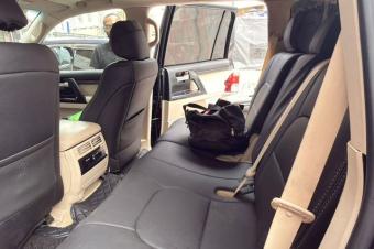 TOYOTA GXR AUTHENTIQUE 2020 AUTOMATIQUE  V8 CLIMATIS COULEUR DORIGINE AVEC QUELQUES RETOUCHES TOUT FONCTIONNE PARFAITEMENT PRIX 37.000  DISCUTER OFFRE DIRECT