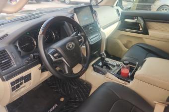 TOYOTA GXR AUTHENTIQUE 2020 AUTOMATIQUE  V8 CLIMATIS COULEUR DORIGINE AVEC QUELQUES RETOUCHES TOUT FONCTIONNE PARFAITEMENT PRIX 37.000  DISCUTER OFFRE DIRECT