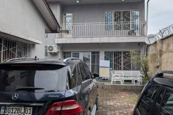 Villa  Macampagne sur Nguma 860m2 1.000.000  dbattre