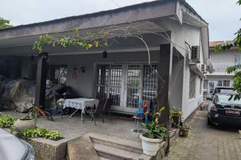 Villa  Macampagne sur Nguma 860m2 1.000.000  dbattre