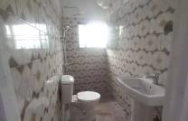 Location appartement vide de 2 ch 500 dollars sur route Matadi 2 chambre salon cuisine 2 salle de bain garantie locative 4+1 mediacongo