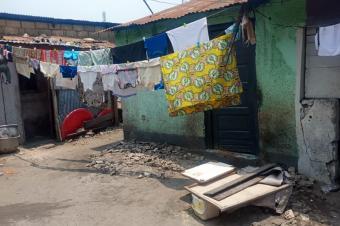 Belle opportunit  saisir  NgiriNgiri sur Macadam Makandja  Vente dune parcelle avec des maisons habitable  Dimension  15m25m  Prix de dpart  330.000  Morcellement p