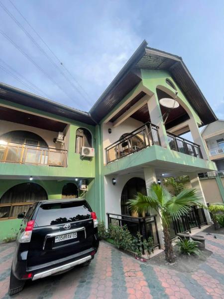 Villa  Limete 25 sur 35m 650.000