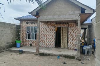 GS13IMMO SARL met  votre disposition la vente de cette parcelle CNsele QBibwa. Bel endroit. Rf KinMarch. Dimension 1022M. Prix  39.000  discuter.  votre coute.